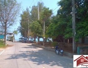 Beachfront Resort Cha Am (1)