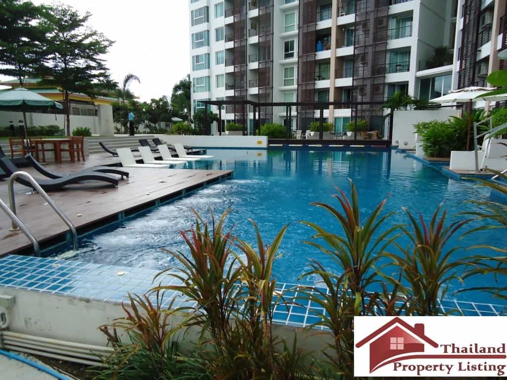 Central Hua Hin Condo Unit With Mountain View