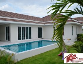beautiful-resale-hua-hin-property-with-private-pool-10
