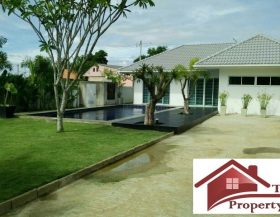 resale-2-bed-private-pool-home-located-south-of-hua-hin-11